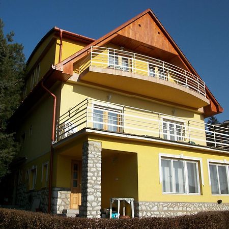 Szamoca Vendeghaz 호텔 미슈콜츠 외부 사진